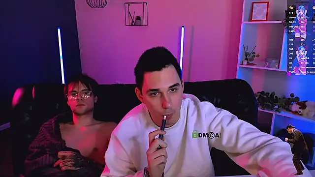 travis_wolf_ live XXX chat