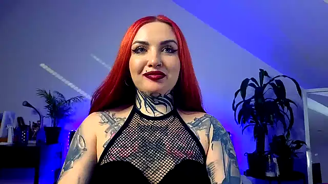 AnnaSinWine élő XXX-chatje