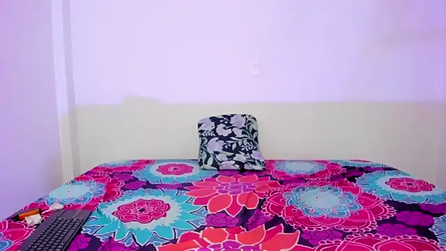 Chat +18 de Vlad__night ao vivo