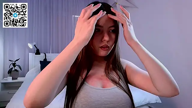 LinalilKitty élő XXX-chatje