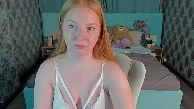 Jinny_Gingern Webbikameraesitys