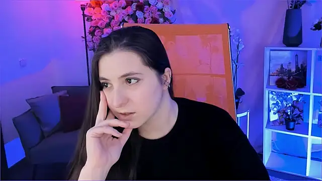 VirtuallVoyant Chat XXX live