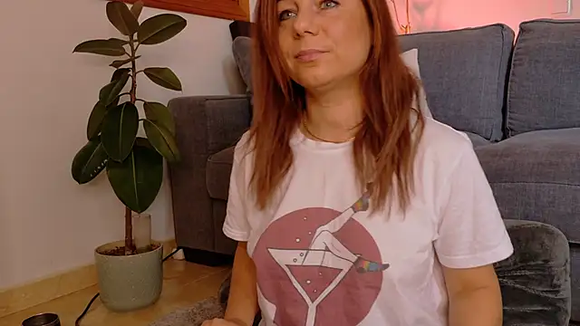 AngelaDesires Webcamshow