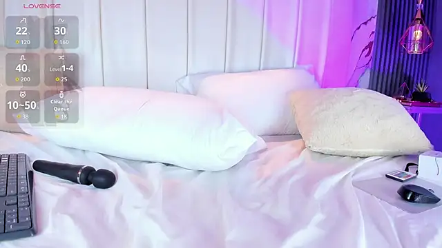 CaitlynCouper's Live XXX Chat