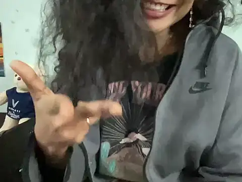 Laaylllaa Webcam show