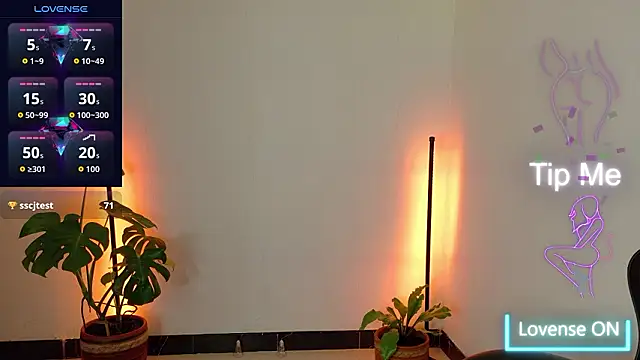 Sarasavage Adlı Modelin Canlı XXX Sohbeti