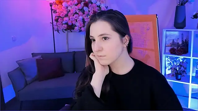 VirtuallVoyant Adlı Modelin Canlı XXX Sohbeti