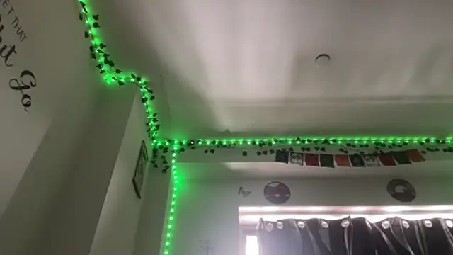 tinydaisy21 现场XXX聊天