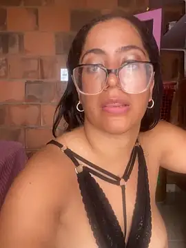 Živý XXX chat Jessyivonne