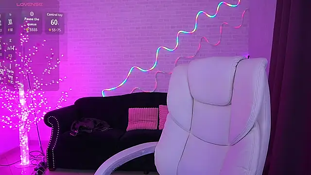 VelvetLuck élő XXX-chatje