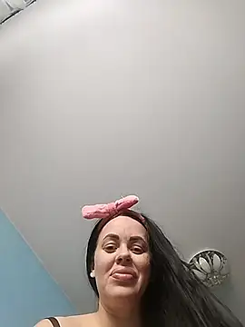 Stefaniyaxqのライ ブXXXチャット