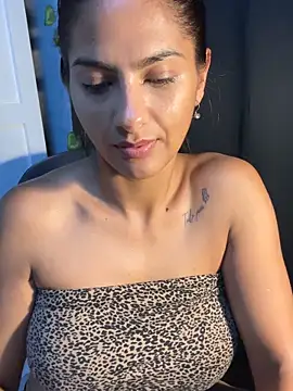 chicachocolate01 Live XXX-chat