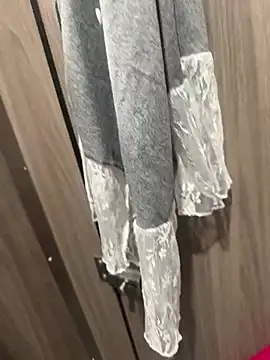 Chat +18 de reinagotthroat ao vivo