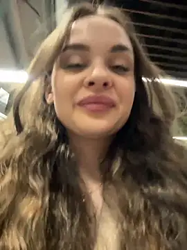 XXX chat uživo modela KristiRich