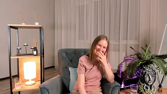 CleliaRostek Adlı Modelin Canlı XXX Sohbeti