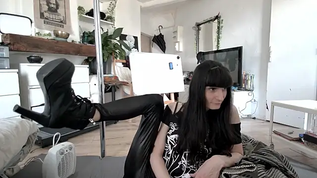 Chatroom XXX en direct de CeriseLapine