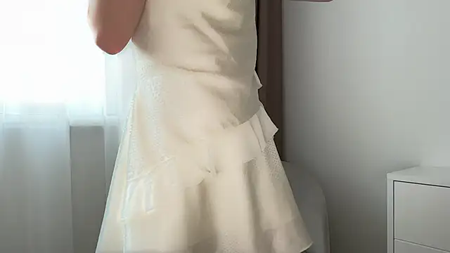 ShySchoolGirl's Live XXX Chat