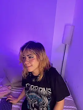 Chat XXX en directo de NinaSakura_Eup