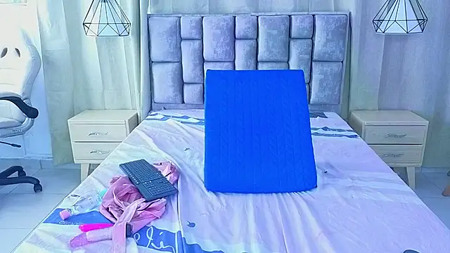 scarlettjohnson_ élő XXX-chatje