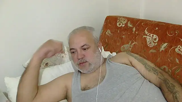 husoizmir Adlı Modelin Web Kamerası Şovu