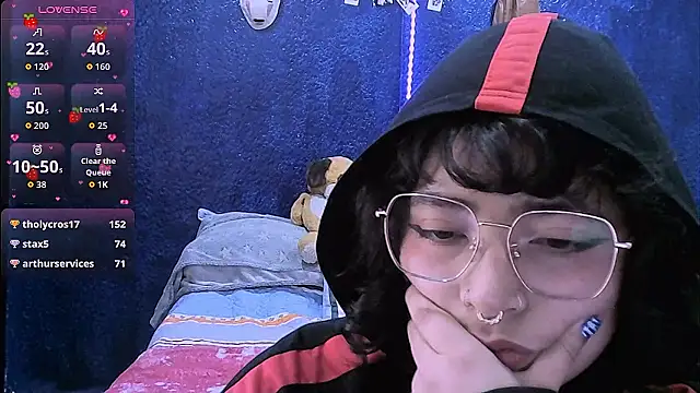 NinaYellow's Live XXX Chat