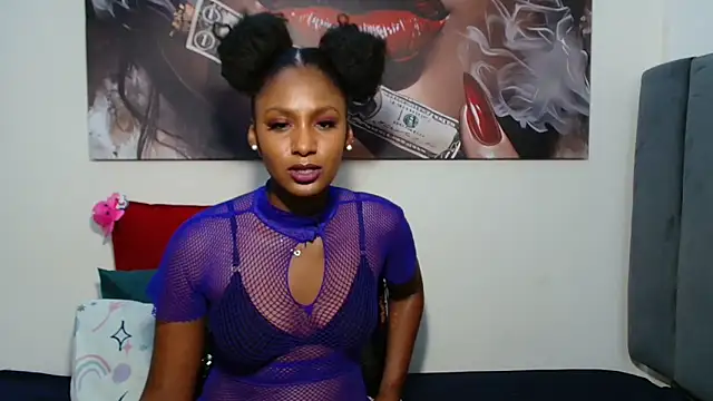 Moreish-06 Webcamshow