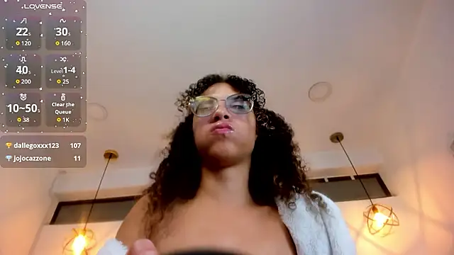 Chat XXX en directo de Hanna_Cornee_