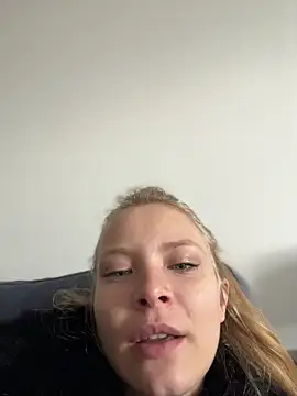 AnastasiaAniess 라이브 XXX 채팅