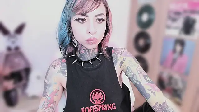 NikkiRamone Obrolan Langsung XXX