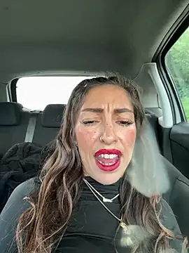 Amani_thewolf élő XXX-chatje