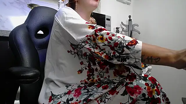 Czat XXX na żywo – kyra_jeet