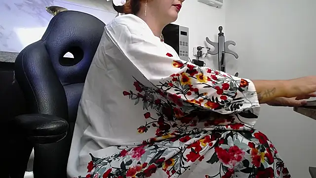 kyra_jeet Chat XXX in diretta