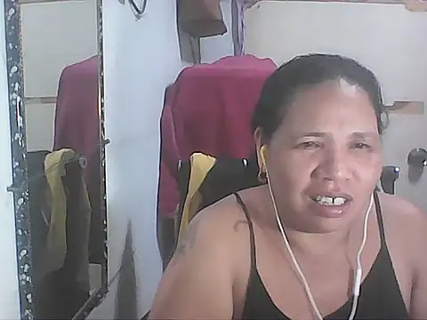 hotwet_mama4uxx Pertunjukan Webcam