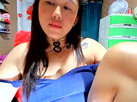 Ugly-FilipinaのライブXXXチャット