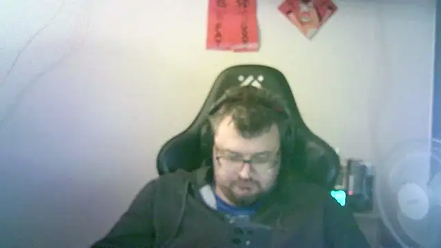 Chat +18 de SirAbuser ao vivo