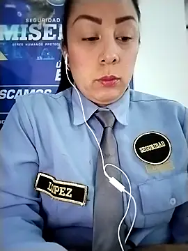 CRISTAL__11 – Naživo XXX chat