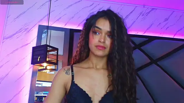 Lili_Evanss: онлайн-секс-чат