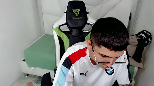 Black_diamondd_'s Webcam Show