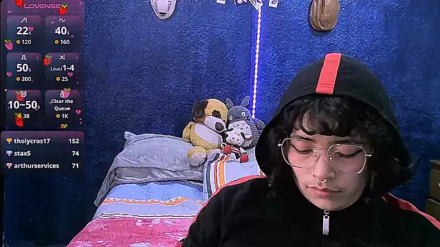 NinaYellow live XXX chat