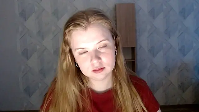 Melina_Hot09: онлайн-секс-чат