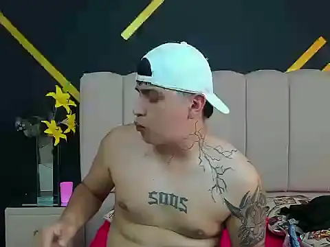 ThomasThund Chat XXX live