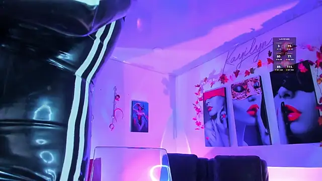 Онлайн чат XXX kayilyn