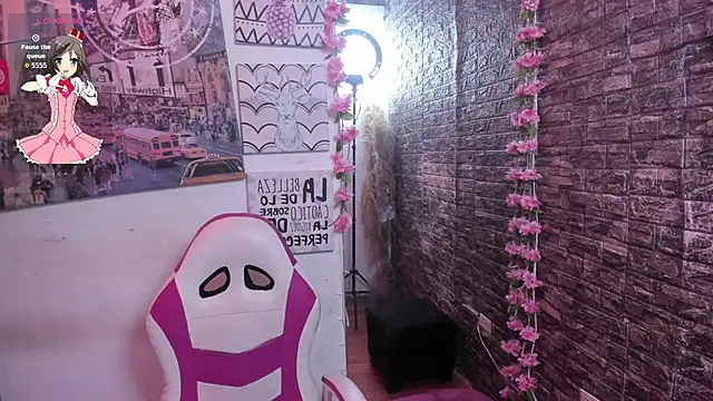 Онлайн чат XXX karoll__sex