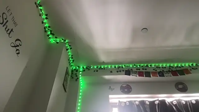 tinydaisy21 Live XXX-Chat