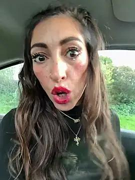 Chat XXX en directo de Amani_thewolf