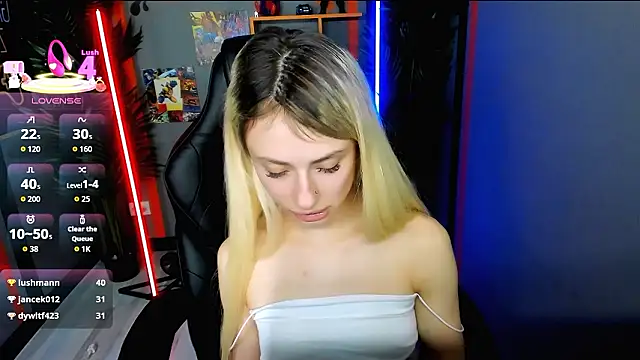 Онлайн чат XXX PollyMillees