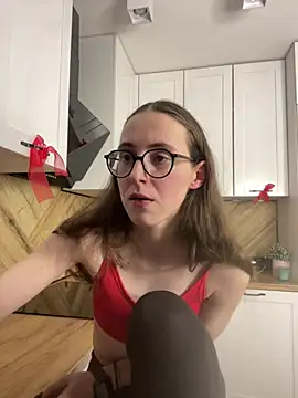 Czat XXX na żywo – MartiniiSelenna