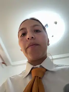 Emily-7_ Chat XXX in diretta