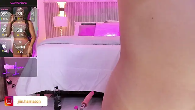 Jin-harrison élő XXX-chatje