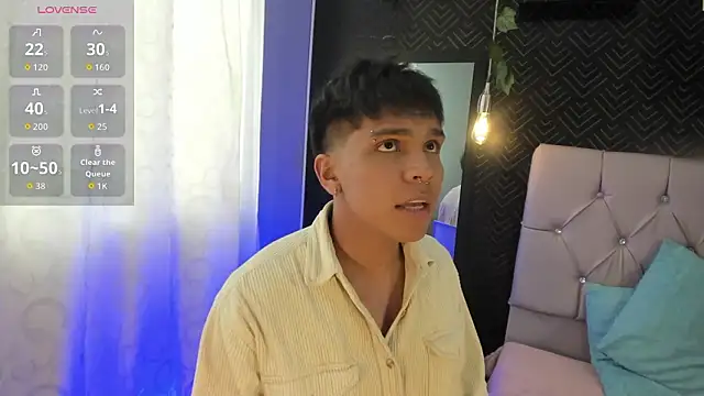 عرض كام Thiago_Kozak